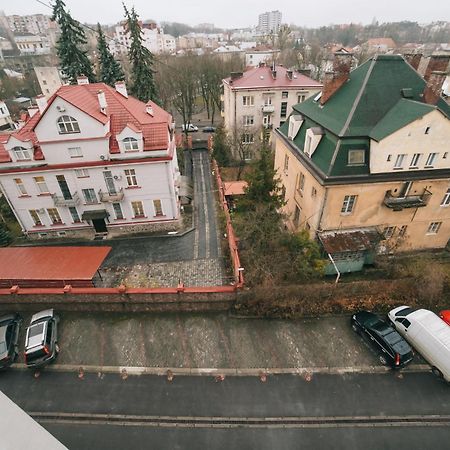 Modern Apartment On Mechnikova Street 18 Lviv Exterior foto